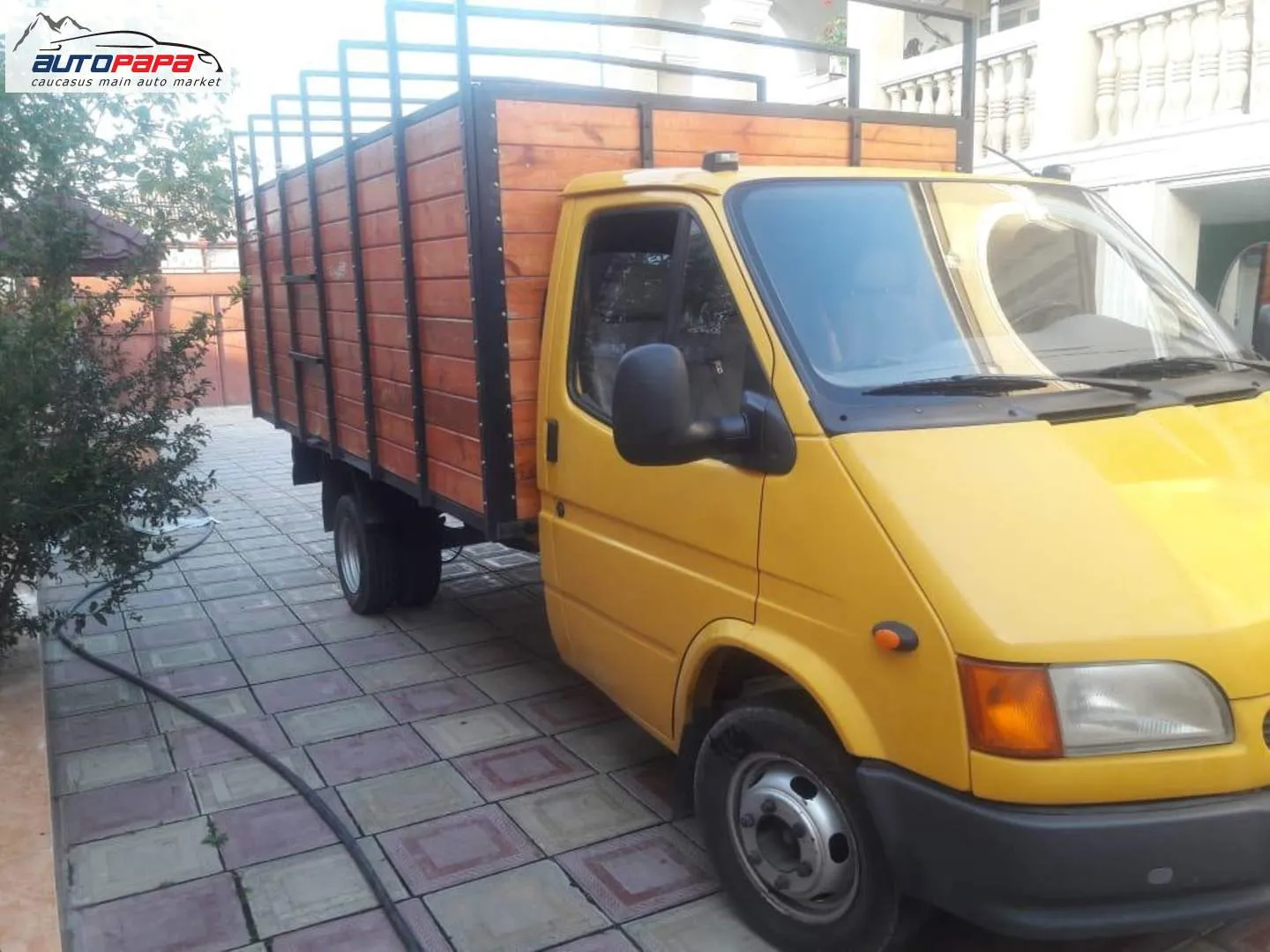 auto papa ford transit