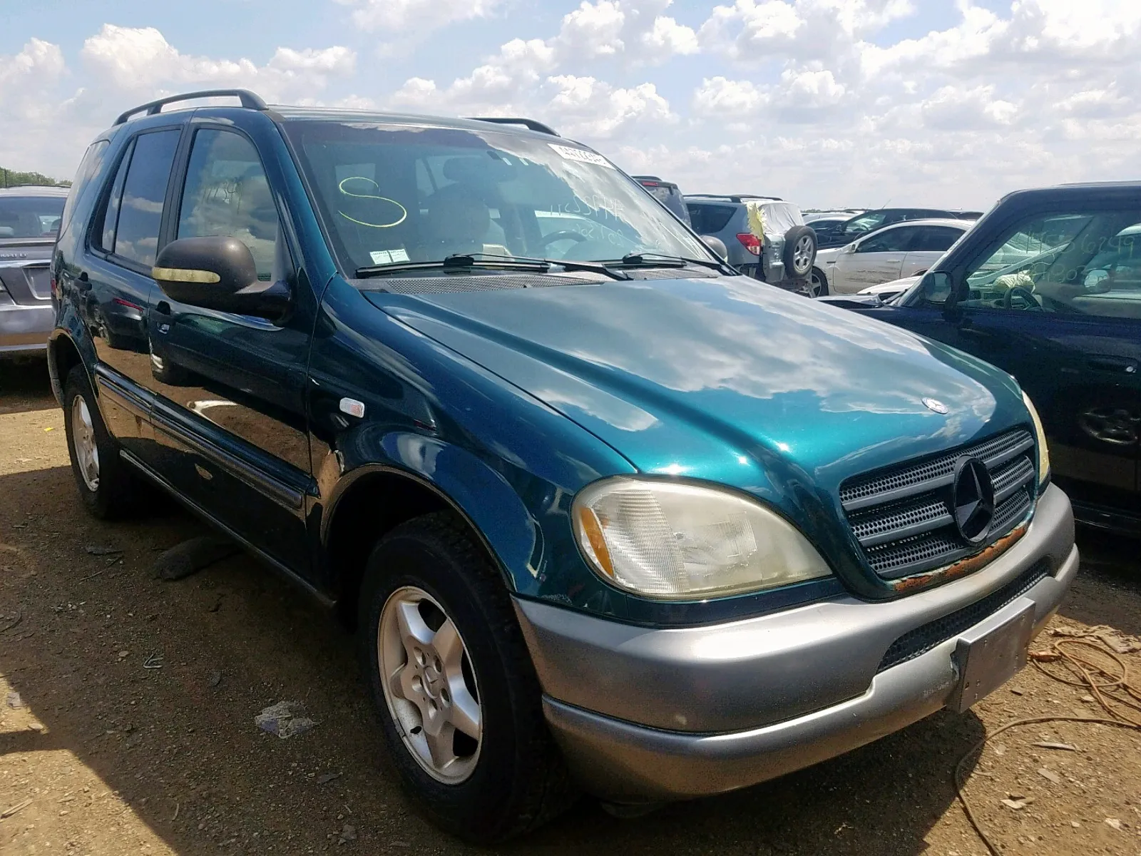 Мерседес мл 320 1998. Мерседес ml 320 1998. Ml320 1998. Mercedes ml 1998. Мерседес мл 1998.